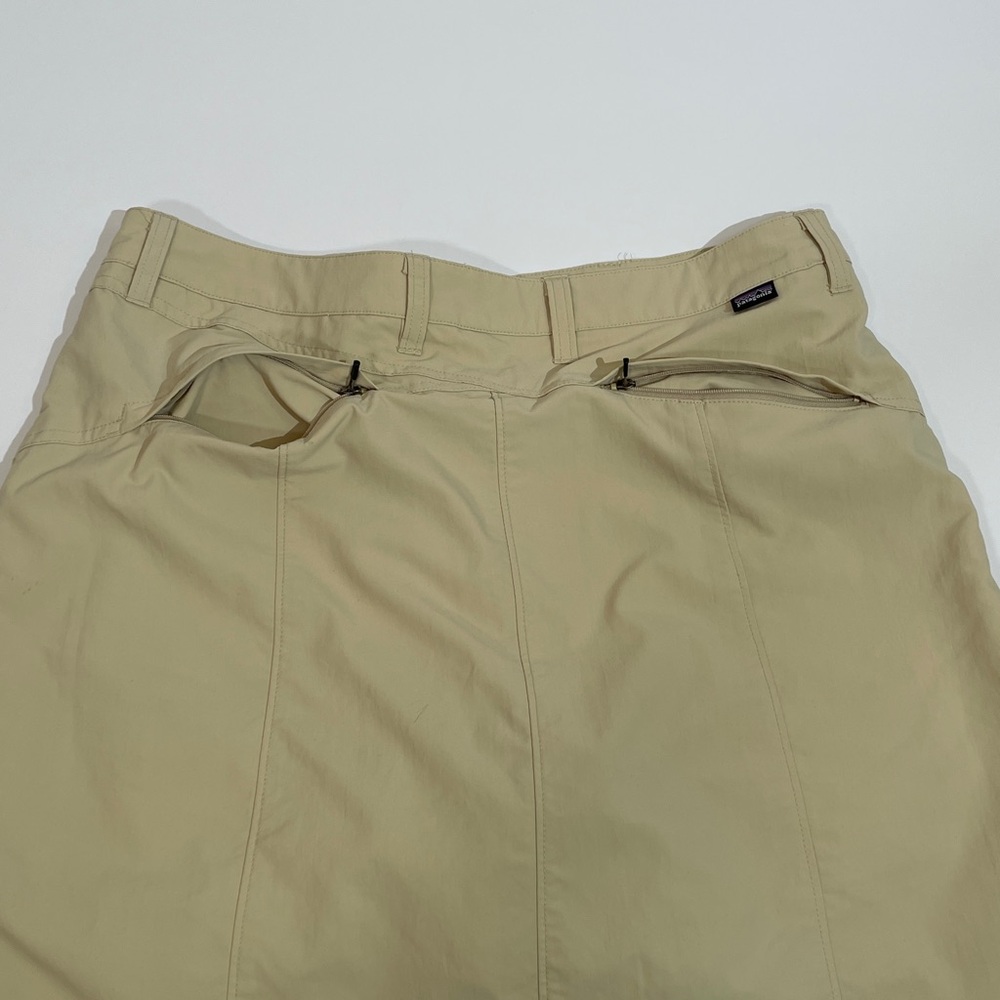 Patagonia Skort Size 10 Tan Color Built In Short Lightweight - Picture 9 of 12